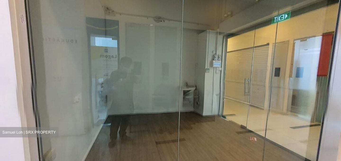 Centropod @ Changi (D14), Shop House #498863311